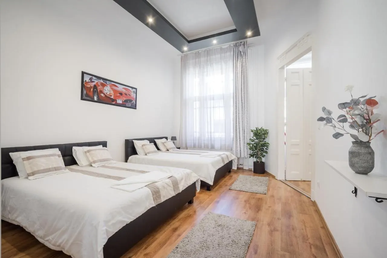 Real Apartments Zichy Budapest